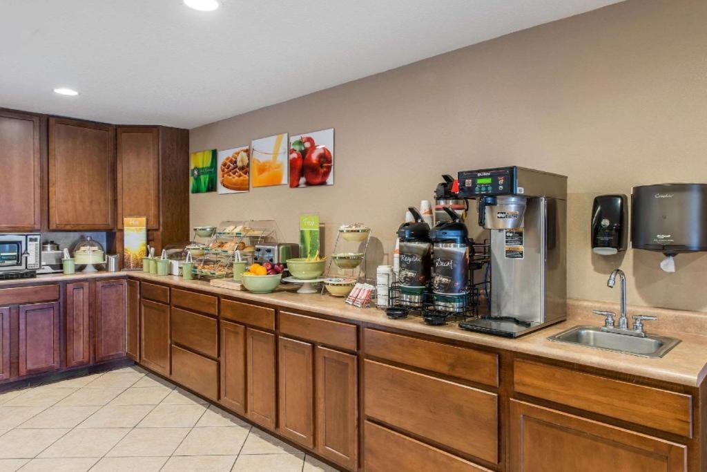 Quality Inn Burlington Esterno foto